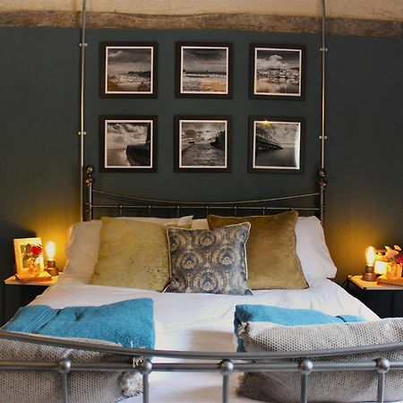 Boutique Fisherman'S Grade II Listed Cottage Scarborough Bagian luar foto