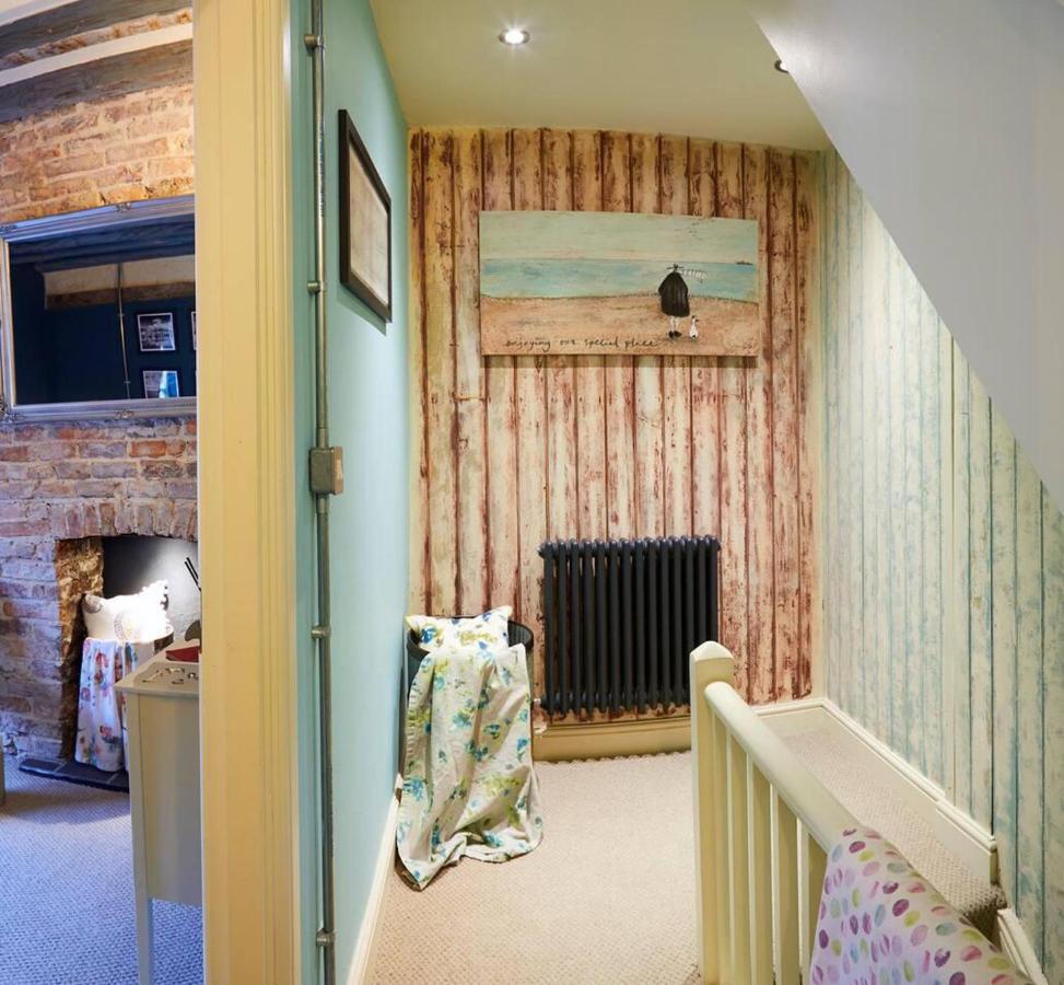 Boutique Fisherman'S Grade II Listed Cottage Scarborough Bagian luar foto