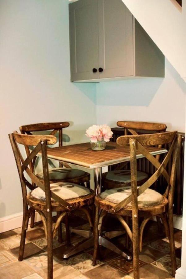 Boutique Fisherman'S Grade II Listed Cottage Scarborough Bagian luar foto