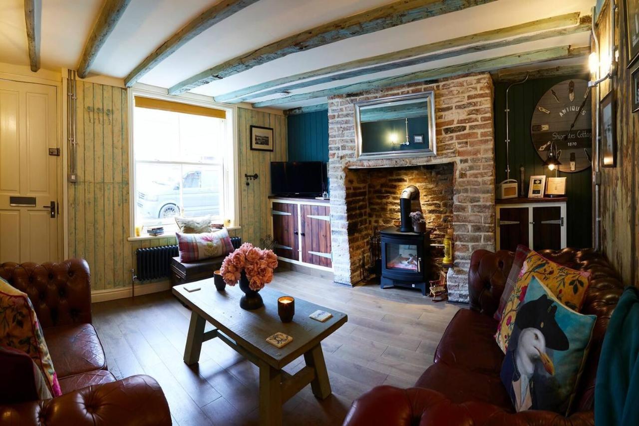 Boutique Fisherman'S Grade II Listed Cottage Scarborough Bagian luar foto